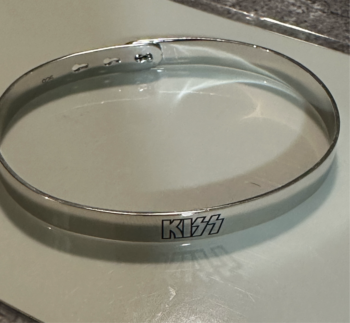 KISS 7mm Silver Bangle